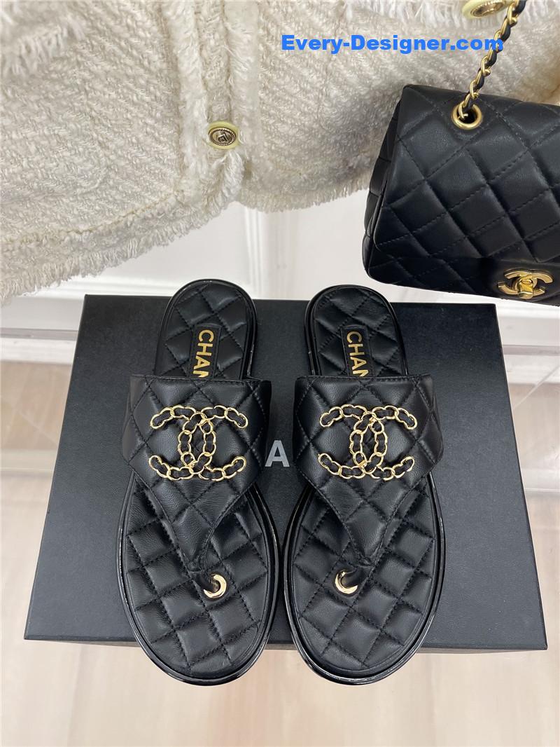 CC rhombus CC logo chain buckle flat slippers