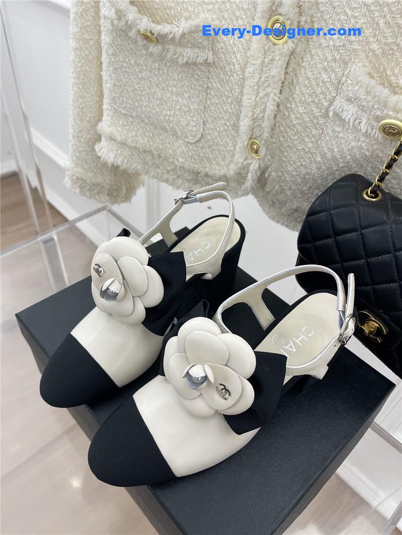 CC camellia bow chunky heel sandals
