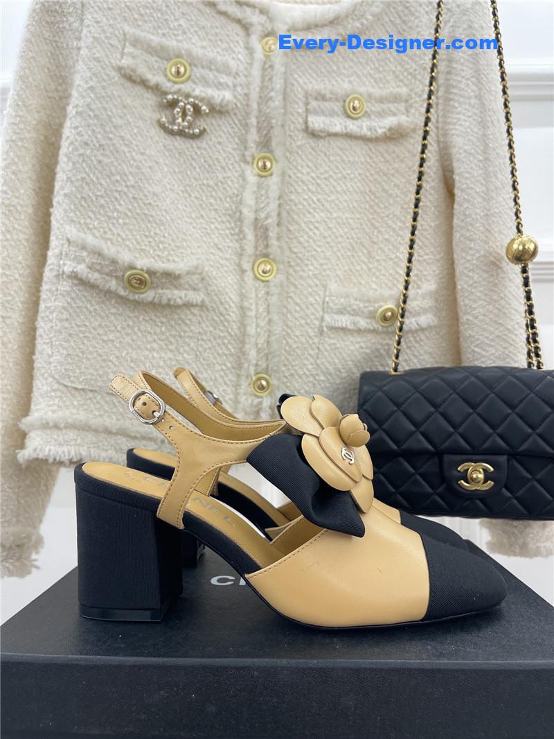 CC camellia bow chunky heel sandals