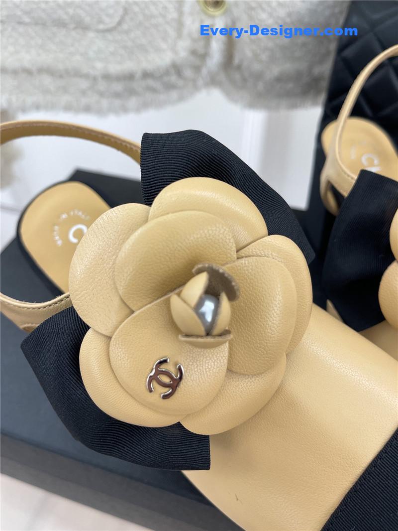 CC camellia bow chunky heel sandals