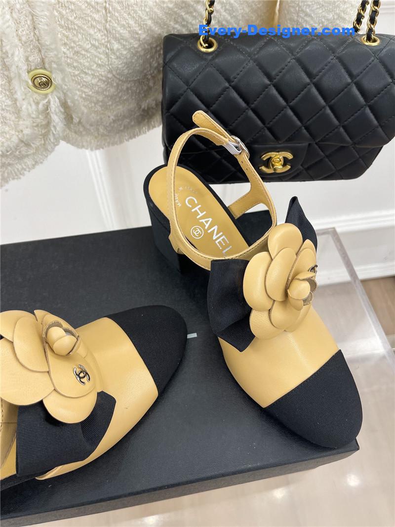 CC camellia bow chunky heel sandals