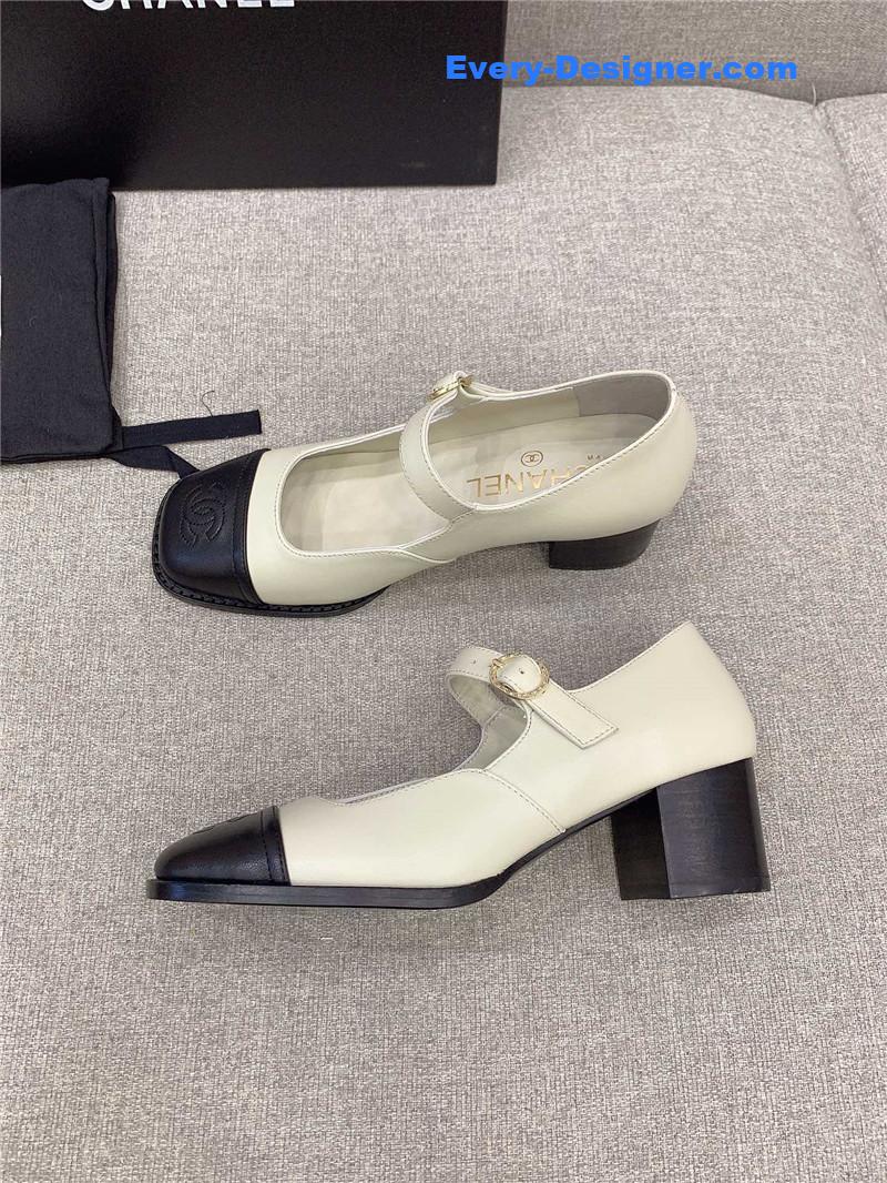 CC new thick heel square toe shoes