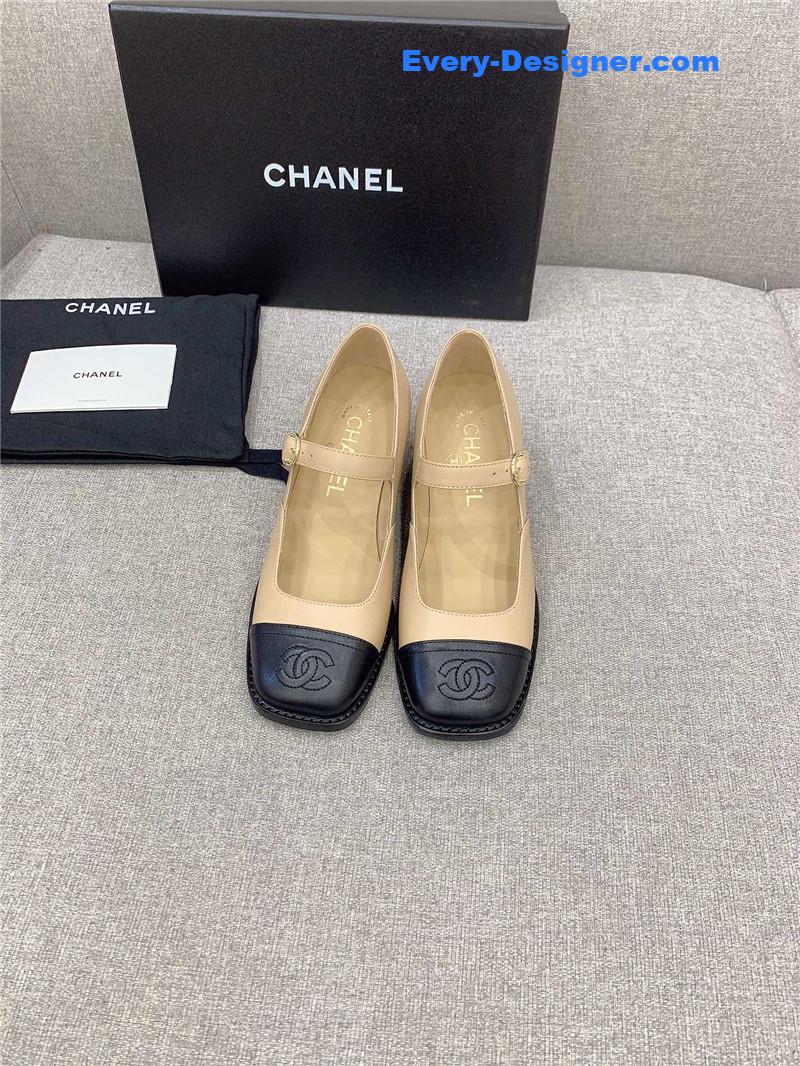 CC new thick heel square toe shoes