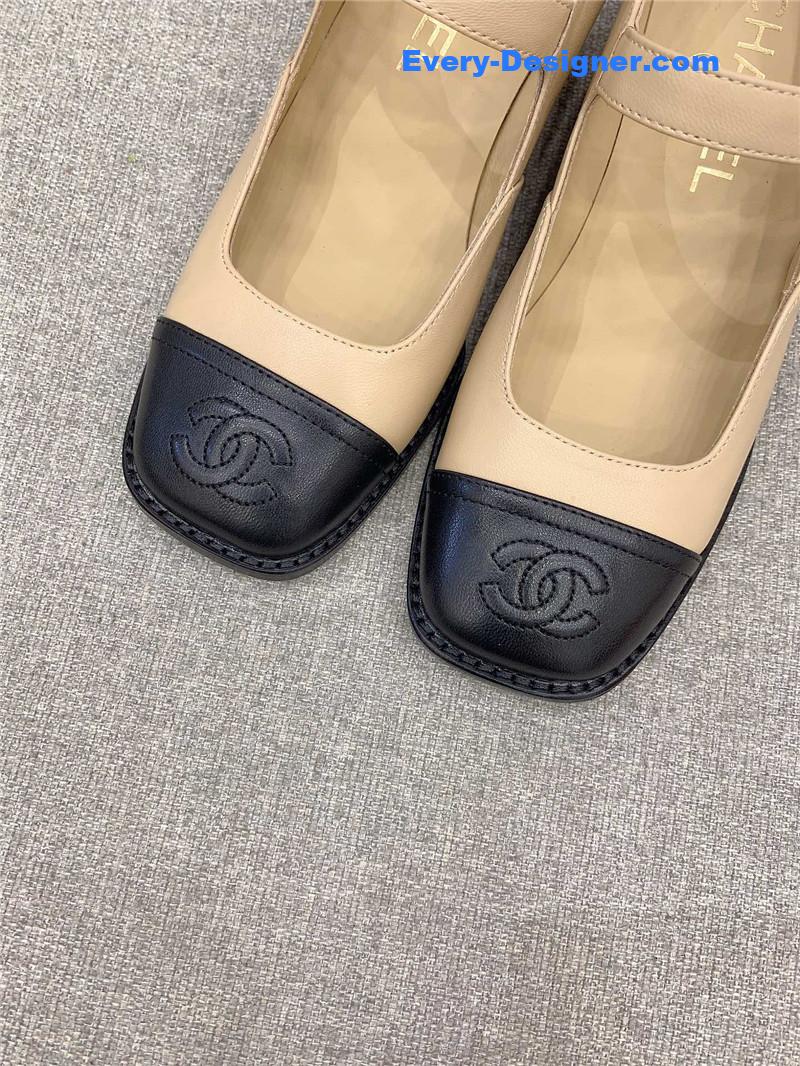 CC new thick heel square toe shoes