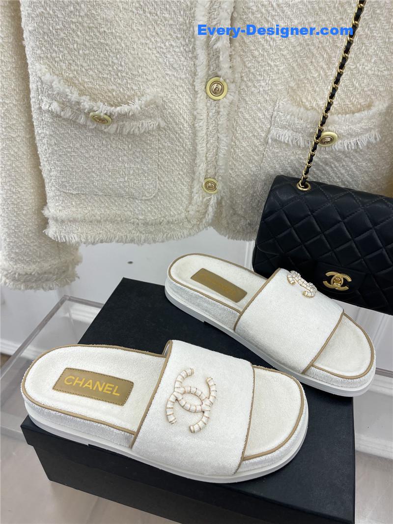 CC rhombus CC logo platform slippers