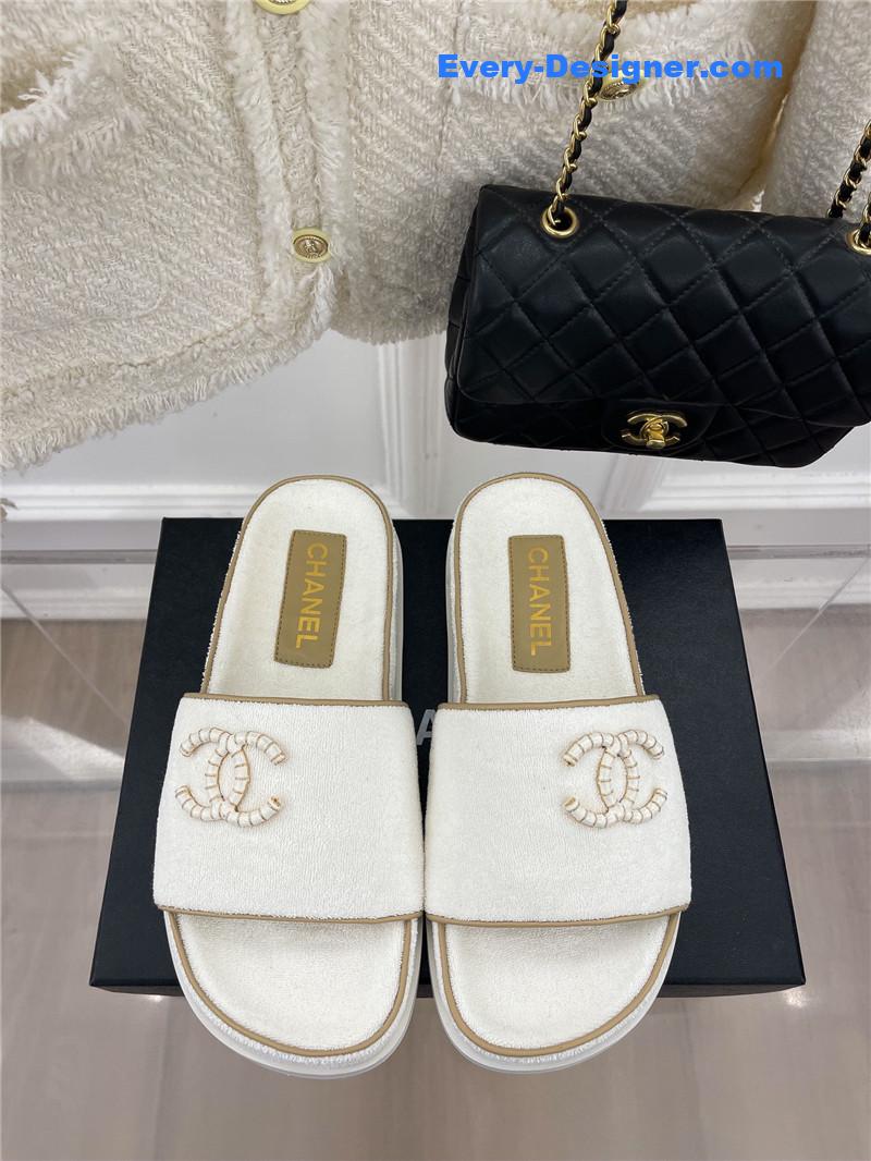 CC rhombus CC logo platform slippers