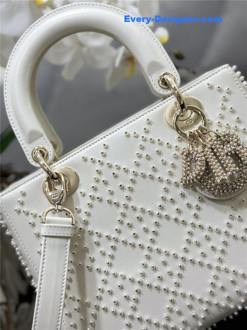 lady D10r five-frame embroidered white pearl bag