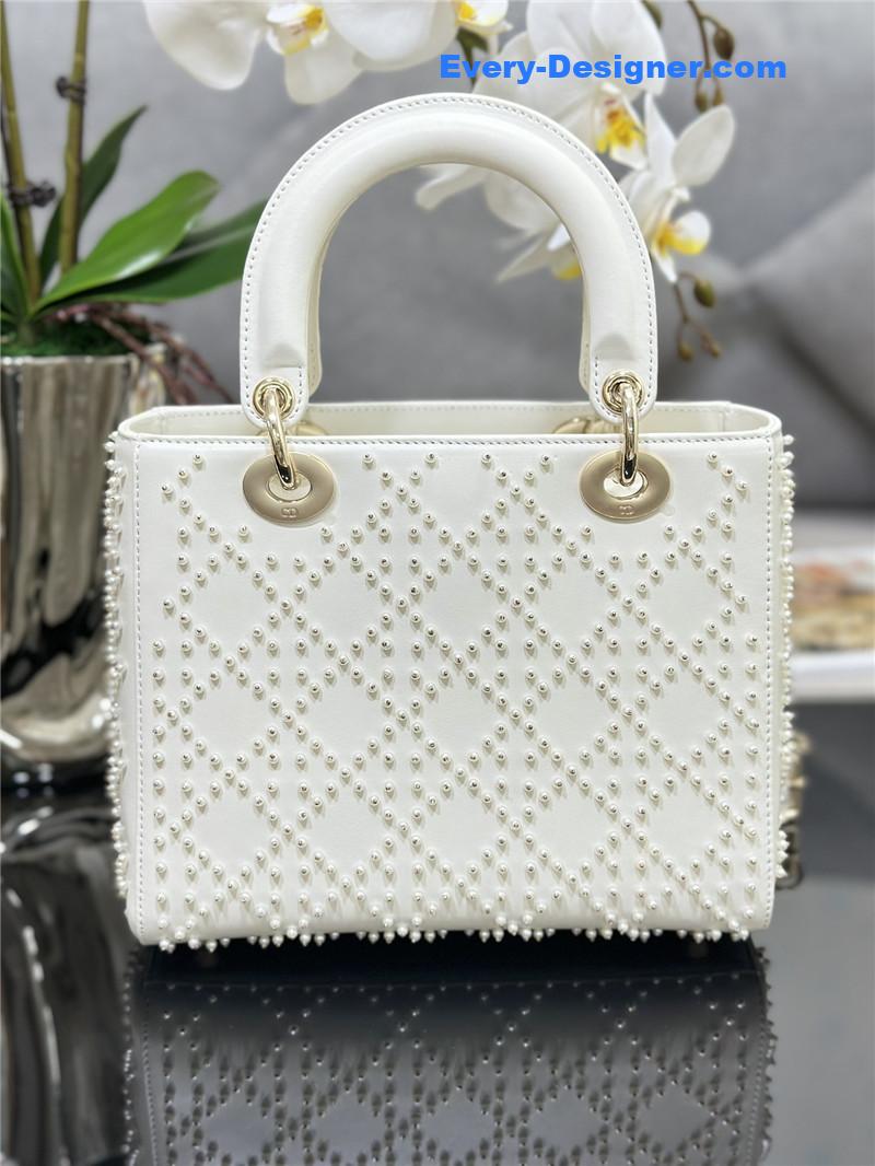 lady D10r five-frame embroidered white pearl bag