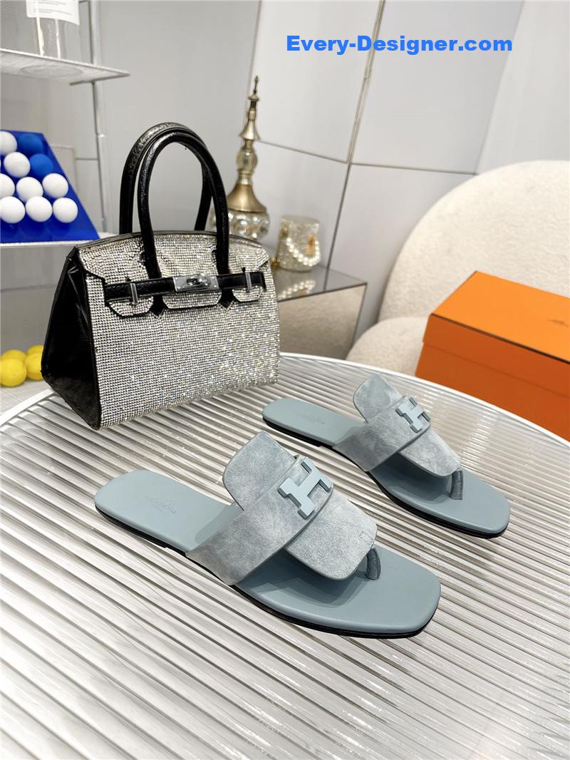 H**me5 classic h buckle sandals