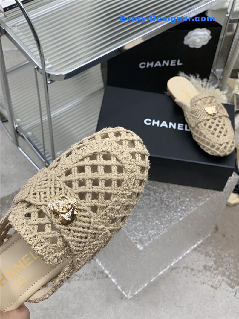 CC hollow Roman slippers