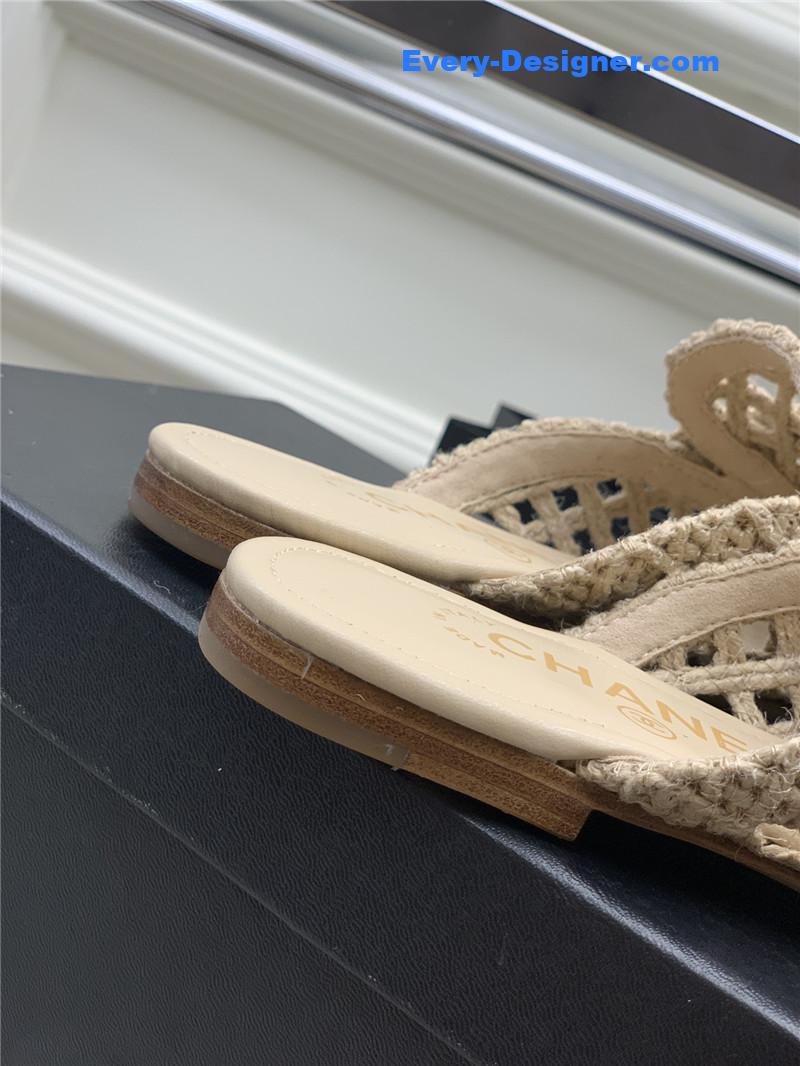 CC hollow Roman slippers