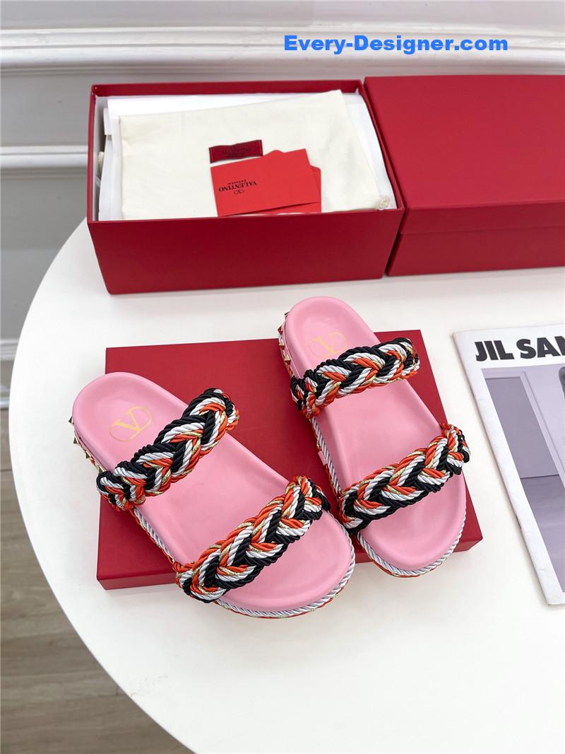 Va1e*ntin0 hand woven slippers