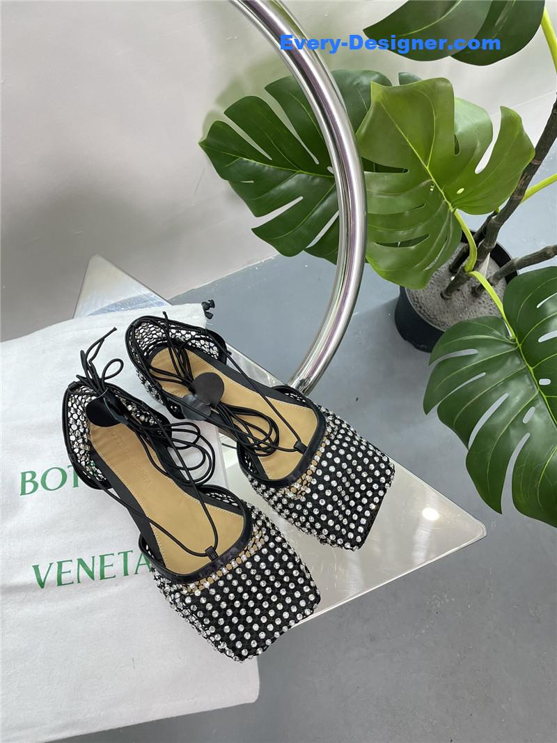 b0tt*ga ven*ta new mesh D1am0nd roman series sandals
