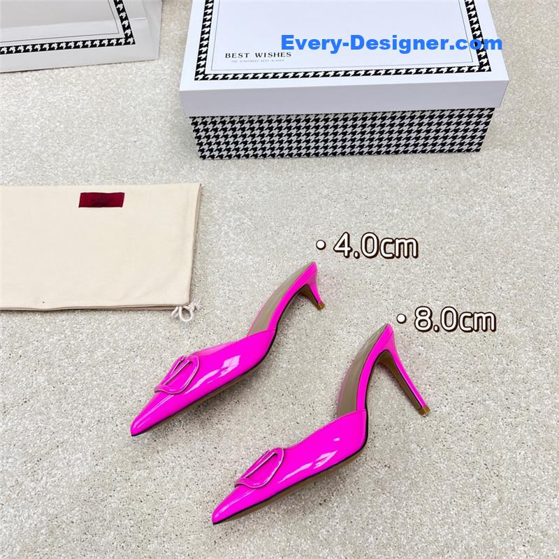 Va1e*ntin0 latest v logo buckle back air slippers