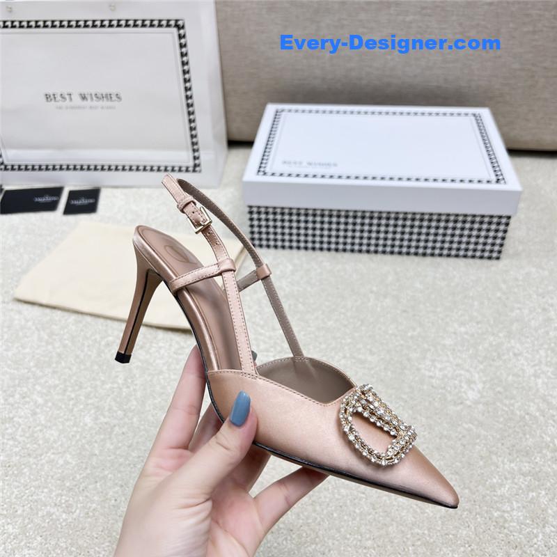 Va1e*ntin0 leather buckle pumps