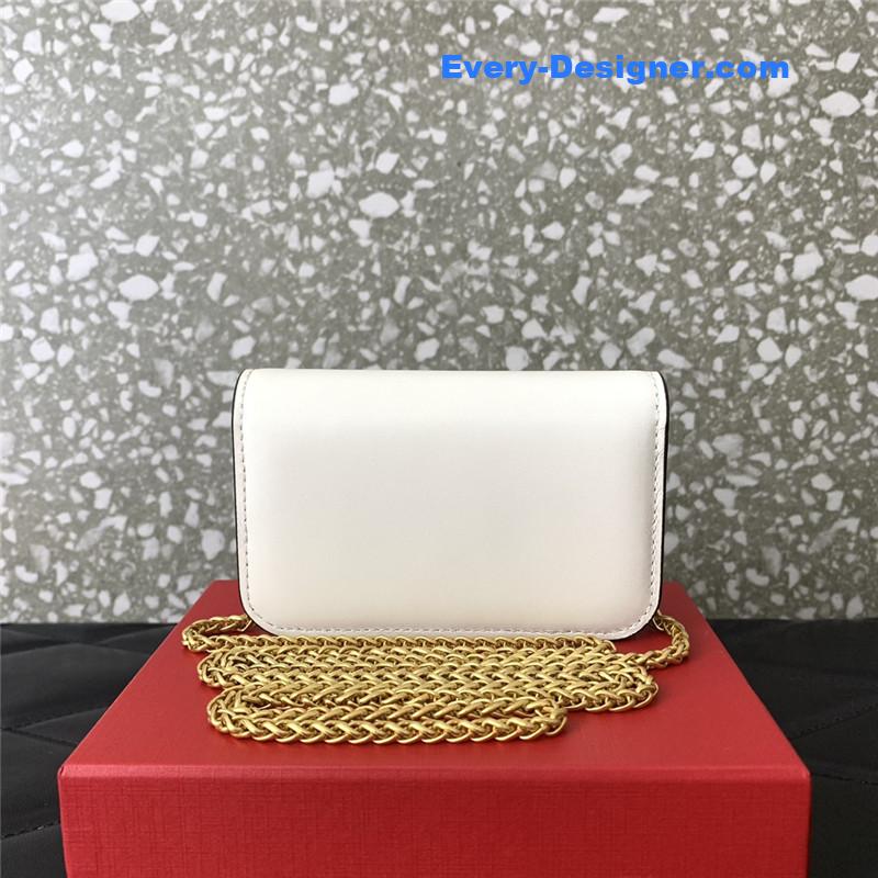 Va1e*ntin0 v logo leather bag