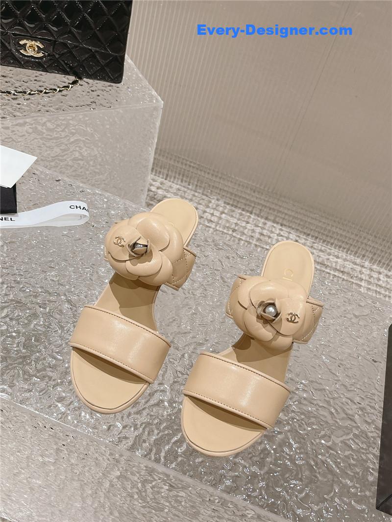 CC chunky heel camellia sandals