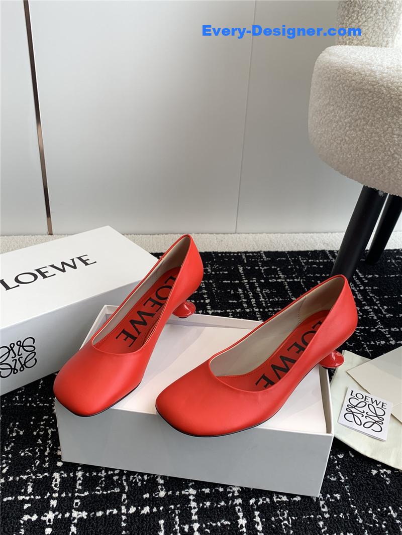 L0ew* round toe vase heel shoes