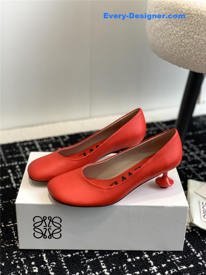 L0ew* round toe vase heel shoes
