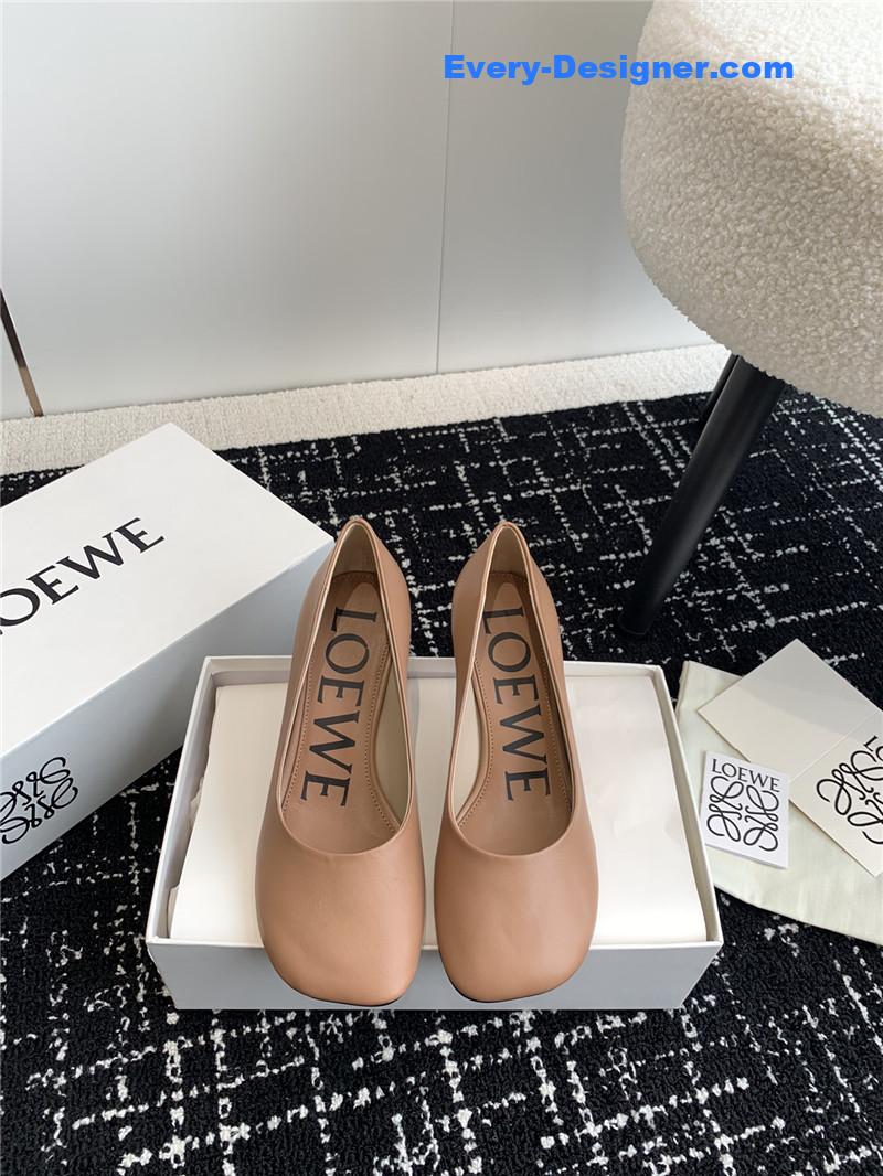 L0ew* round toe vase heel shoes