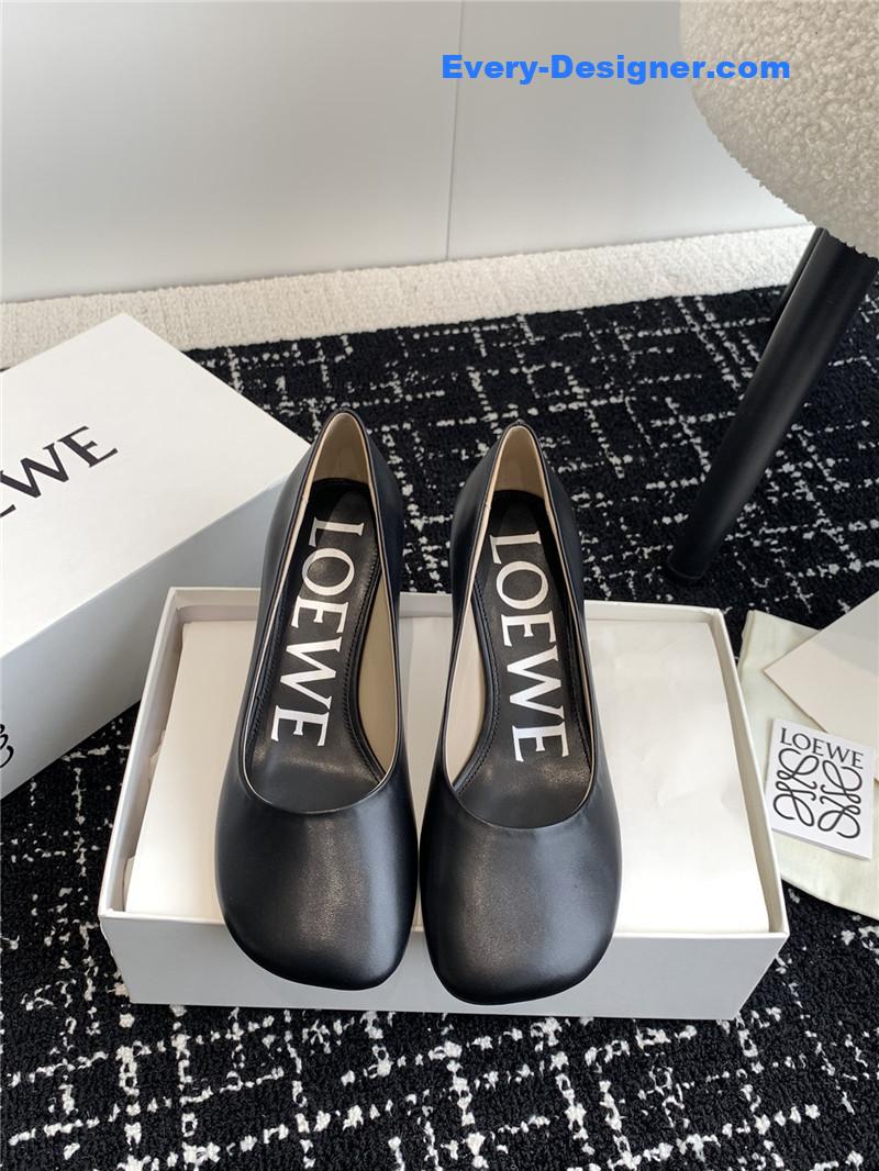 L0ew* round toe vase heel shoes