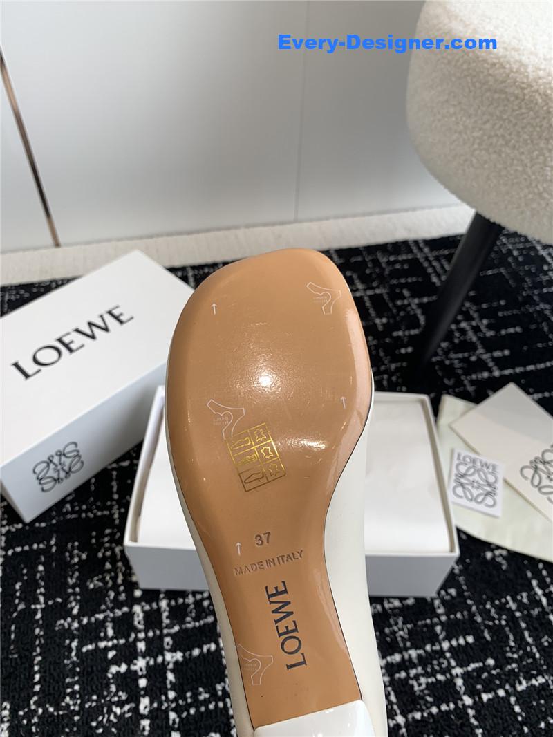 L0ew* round toe vase heel shoes