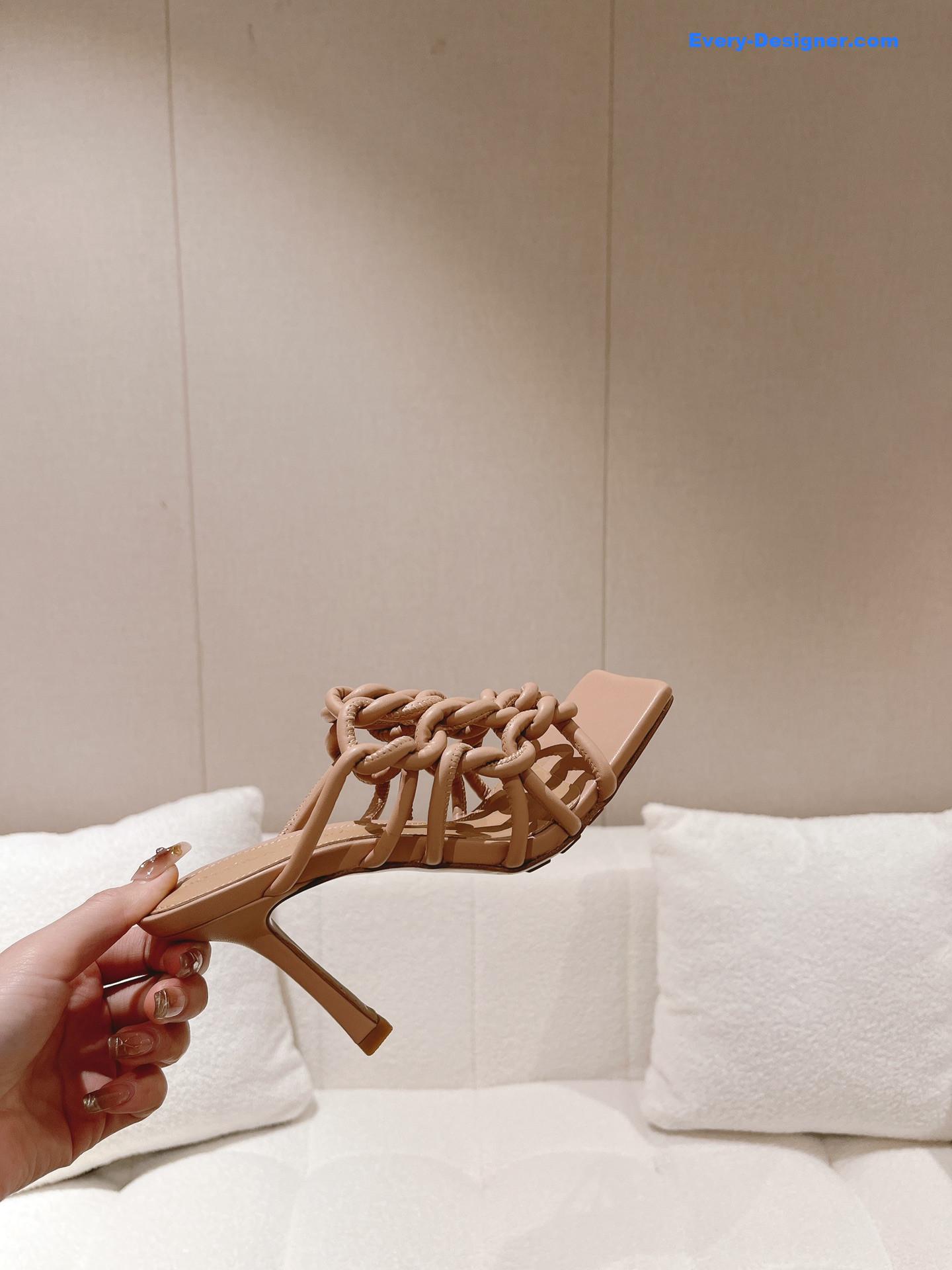 b0tt*ga Ven*ta handwoven sandals