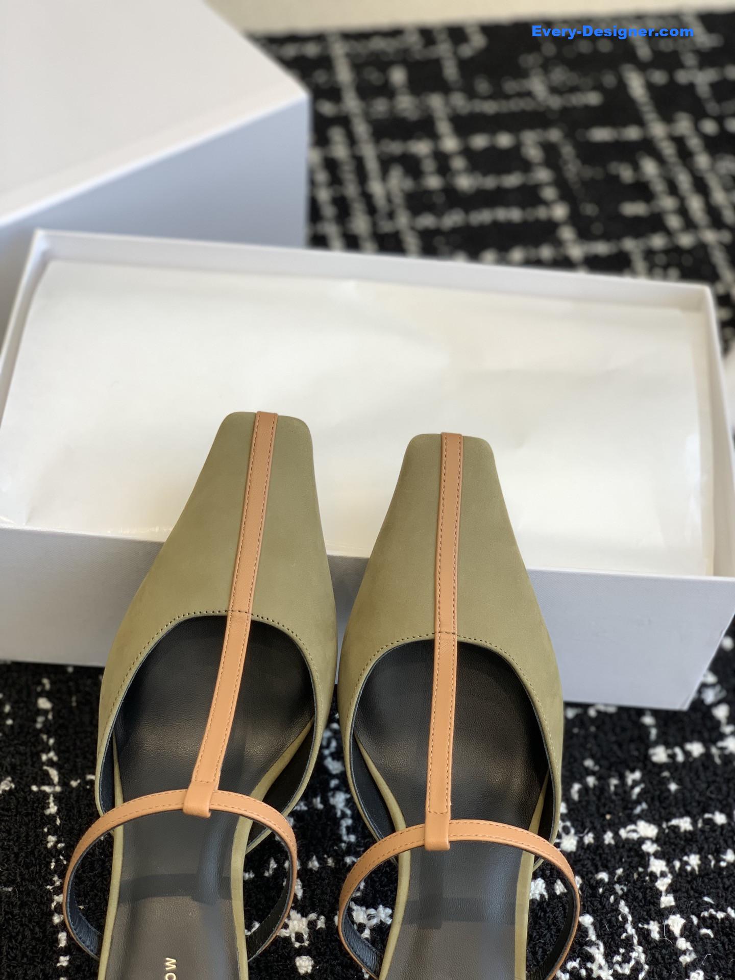 The R0w t belt cat and muller sandals