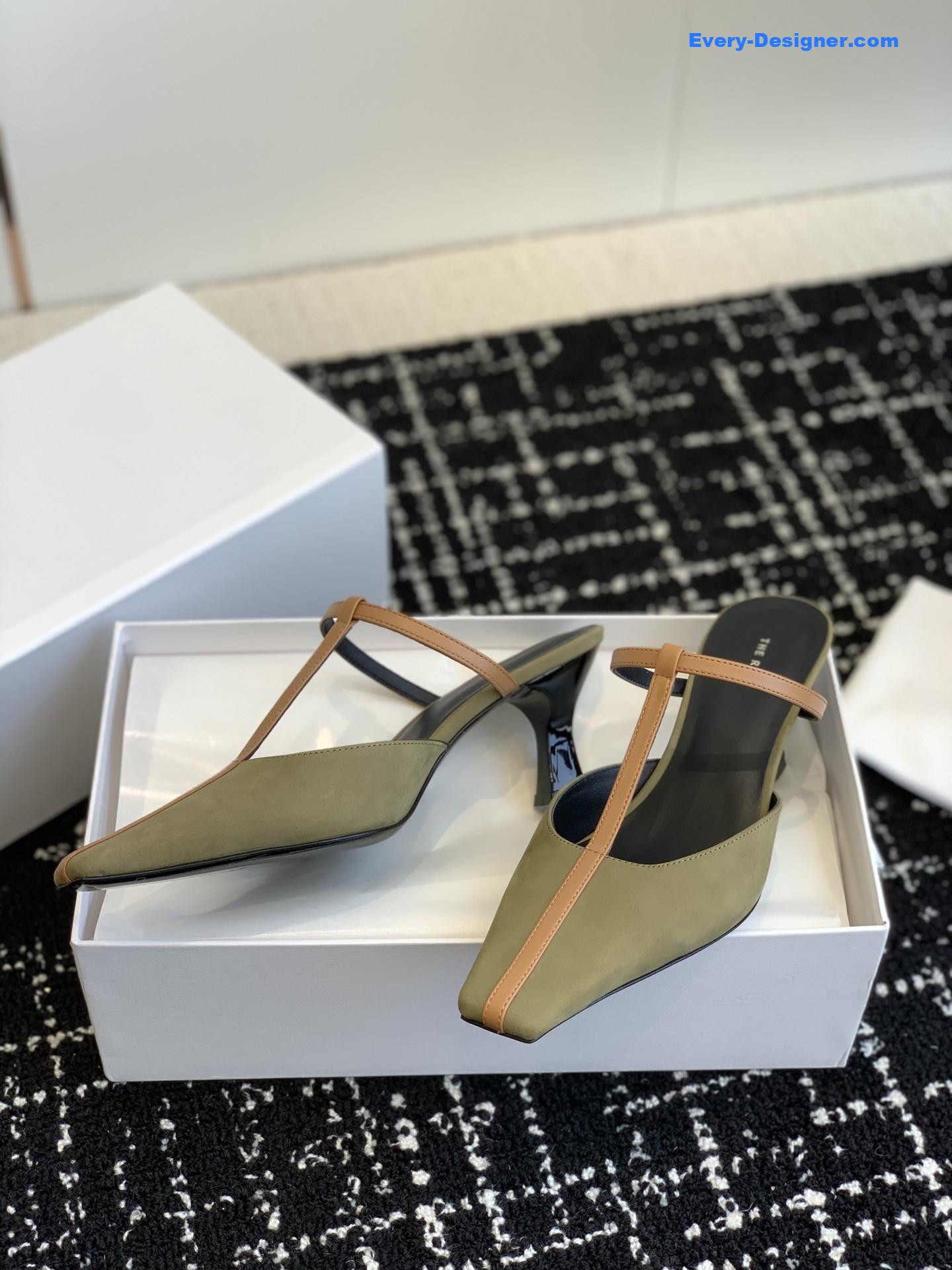 The R0w t belt cat and muller sandals