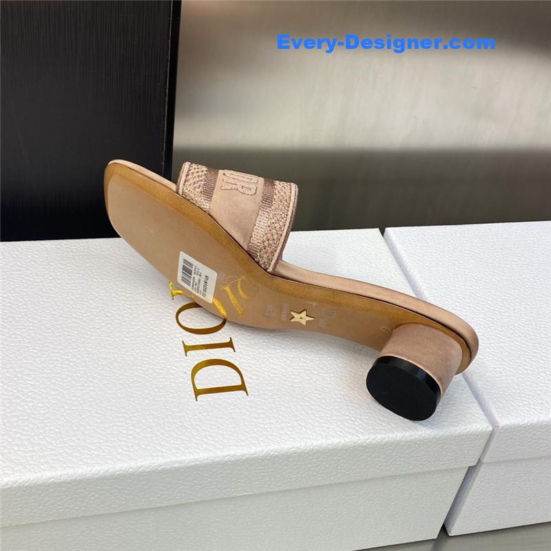 D10r new flip flops color matching women’s shoes