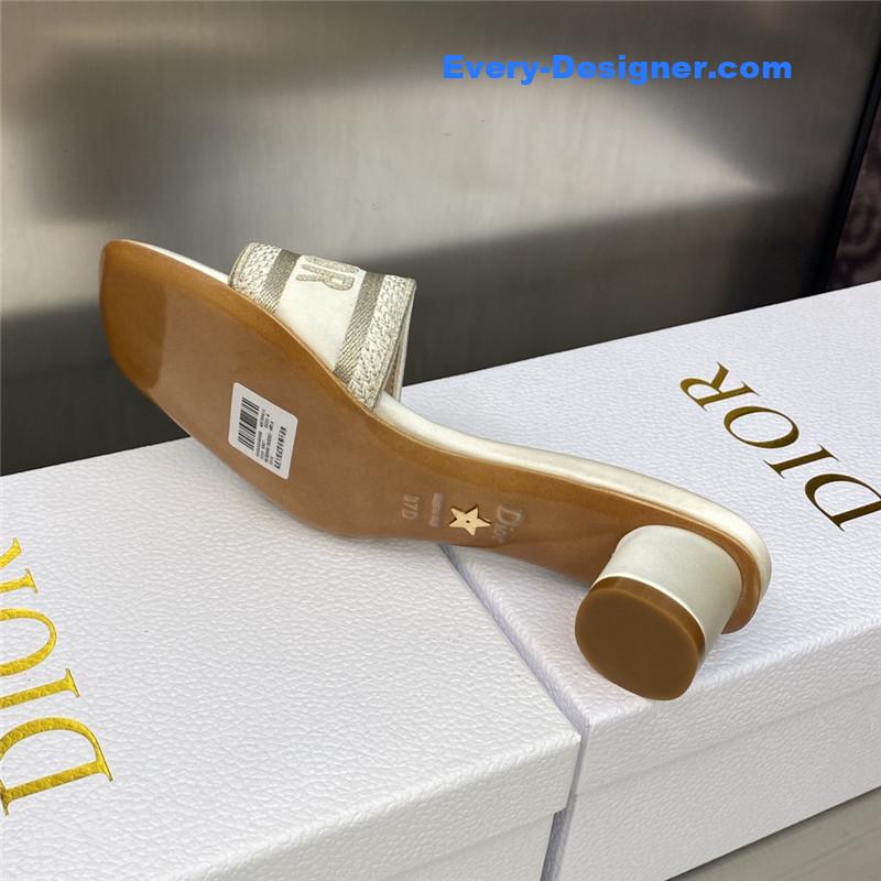 D10r new flip flops color matching women’s shoes