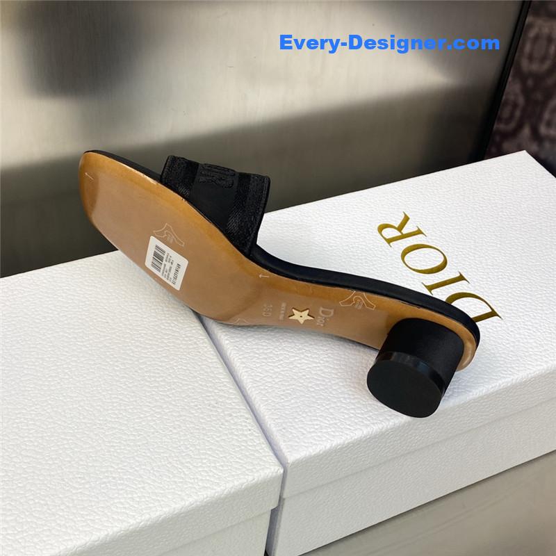 D10r new flip flops color matching women’s shoes