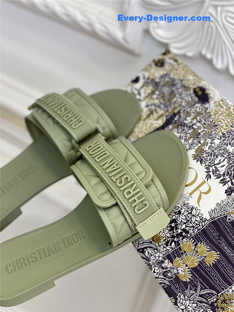 D10r new D10ract beach shoes