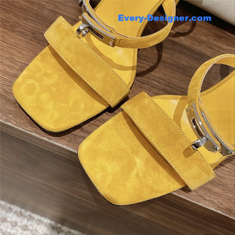 H**me5 glamor sandals