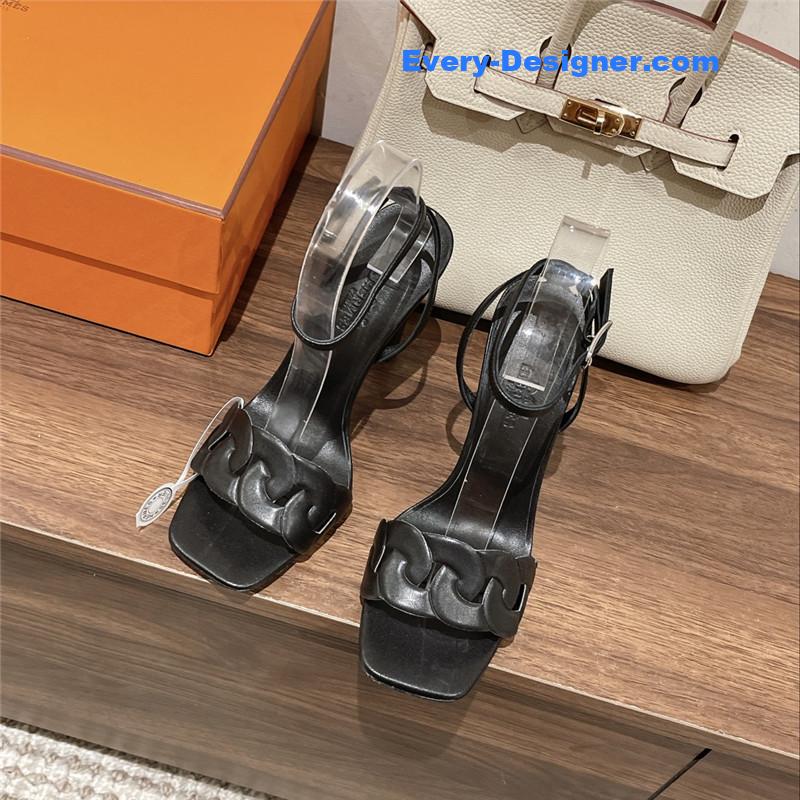H**me5 high heel sandals
