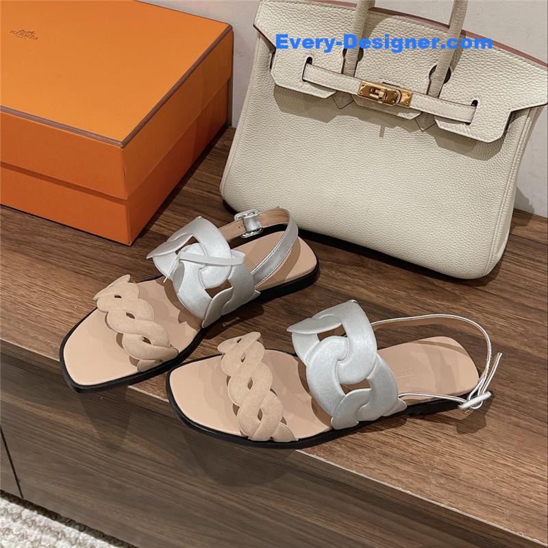 H**me5 pig nose sandals