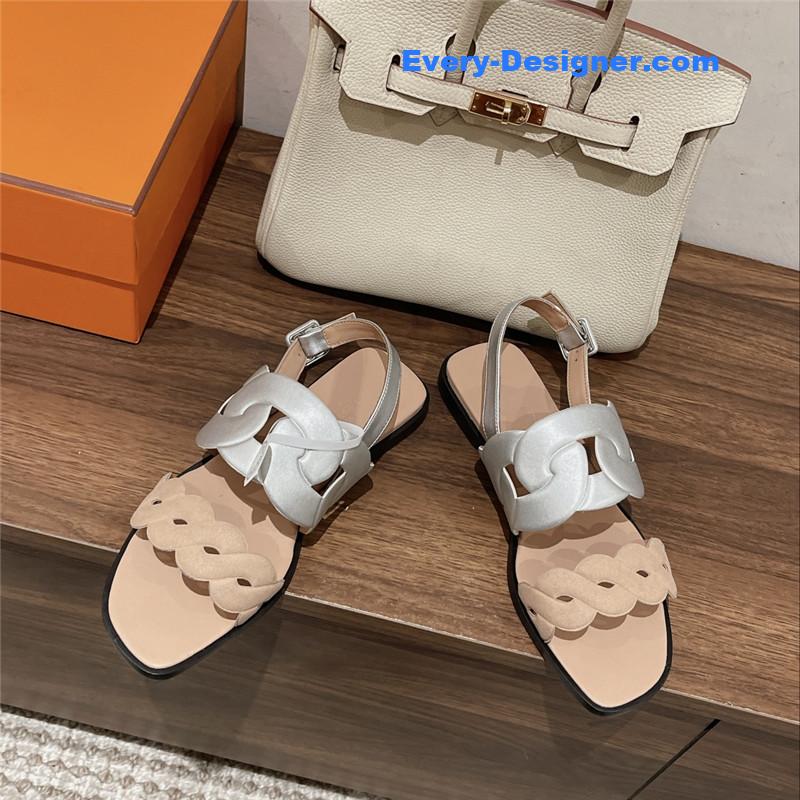H**me5 pig nose sandals