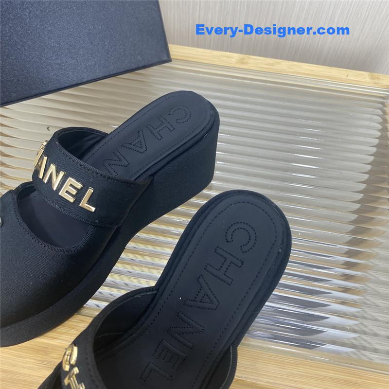 CC logo platform slippers