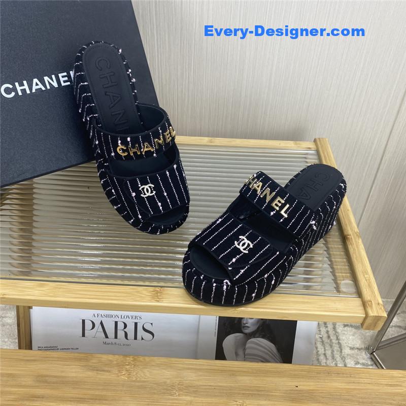 CC logo platform slippers