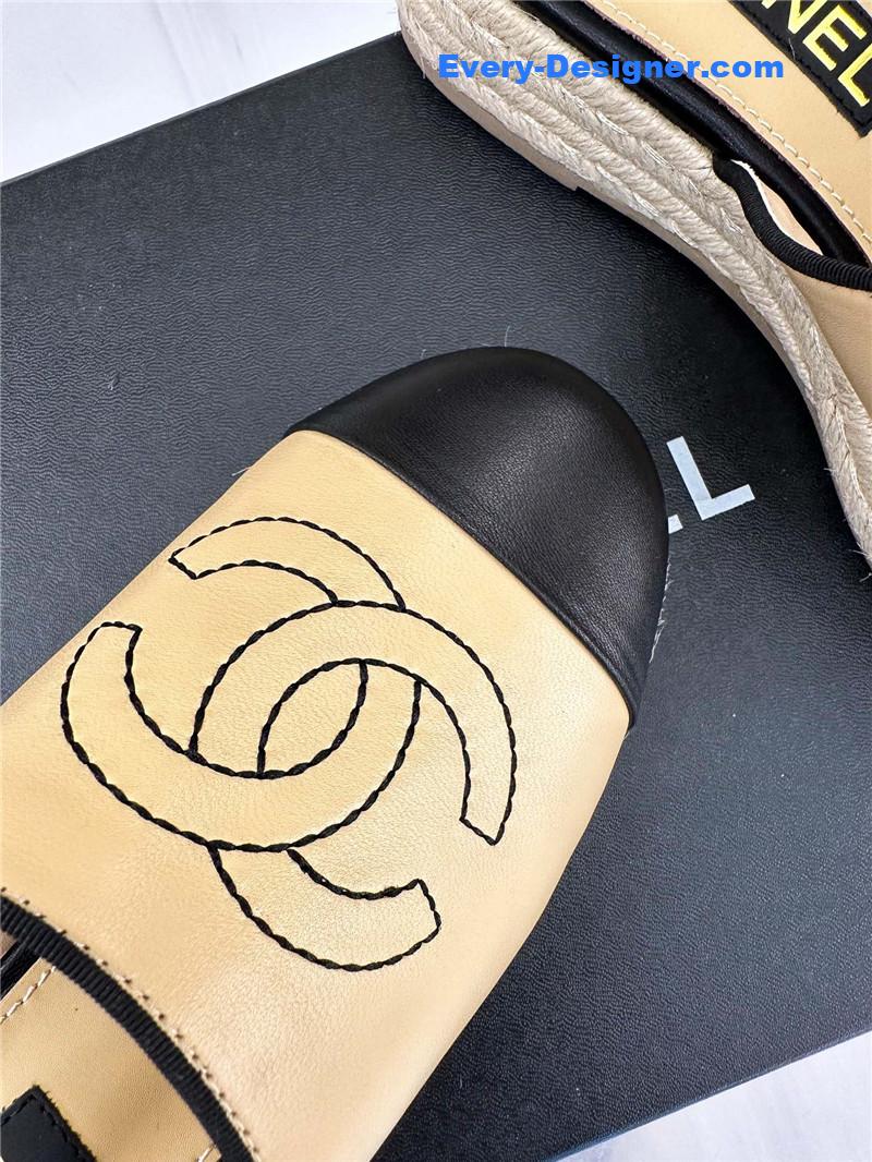 CC logo platform fisherman slippers