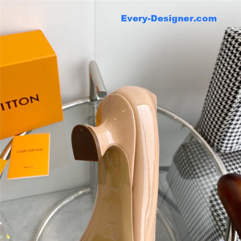 l0vis Vvtt0n lv chain kitten heel square toe shoes