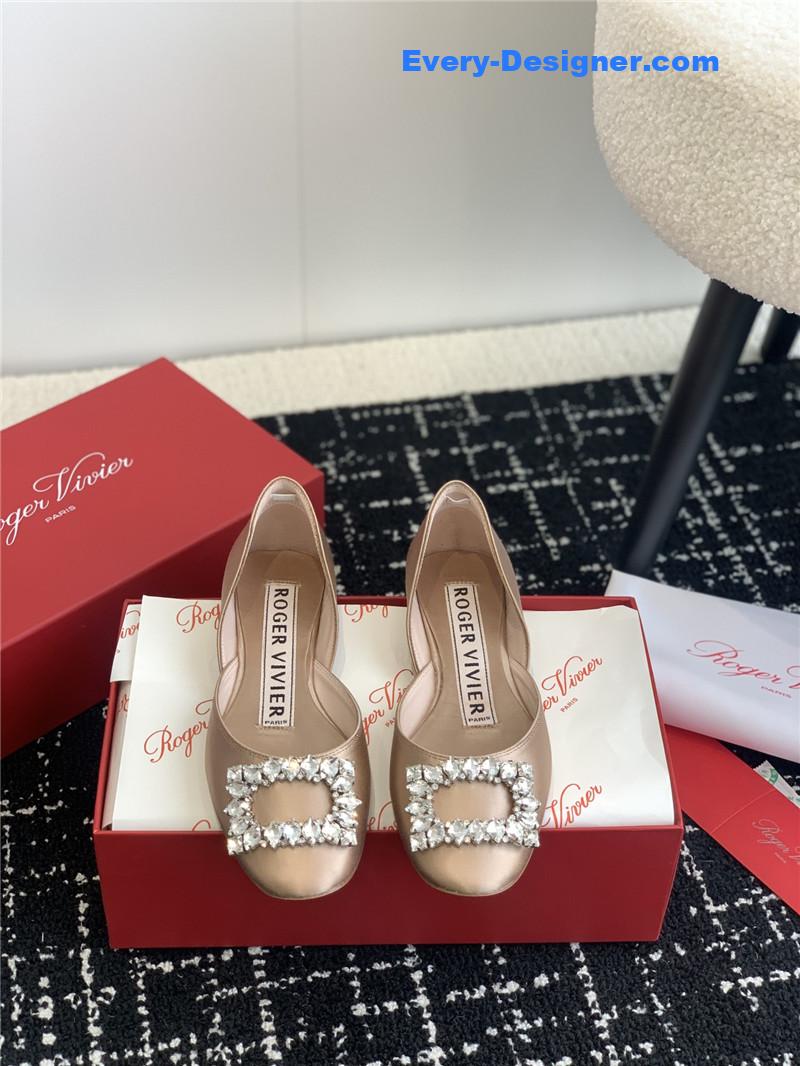 roger vivier hollow silk satin D1am0nd buckle flat shoes