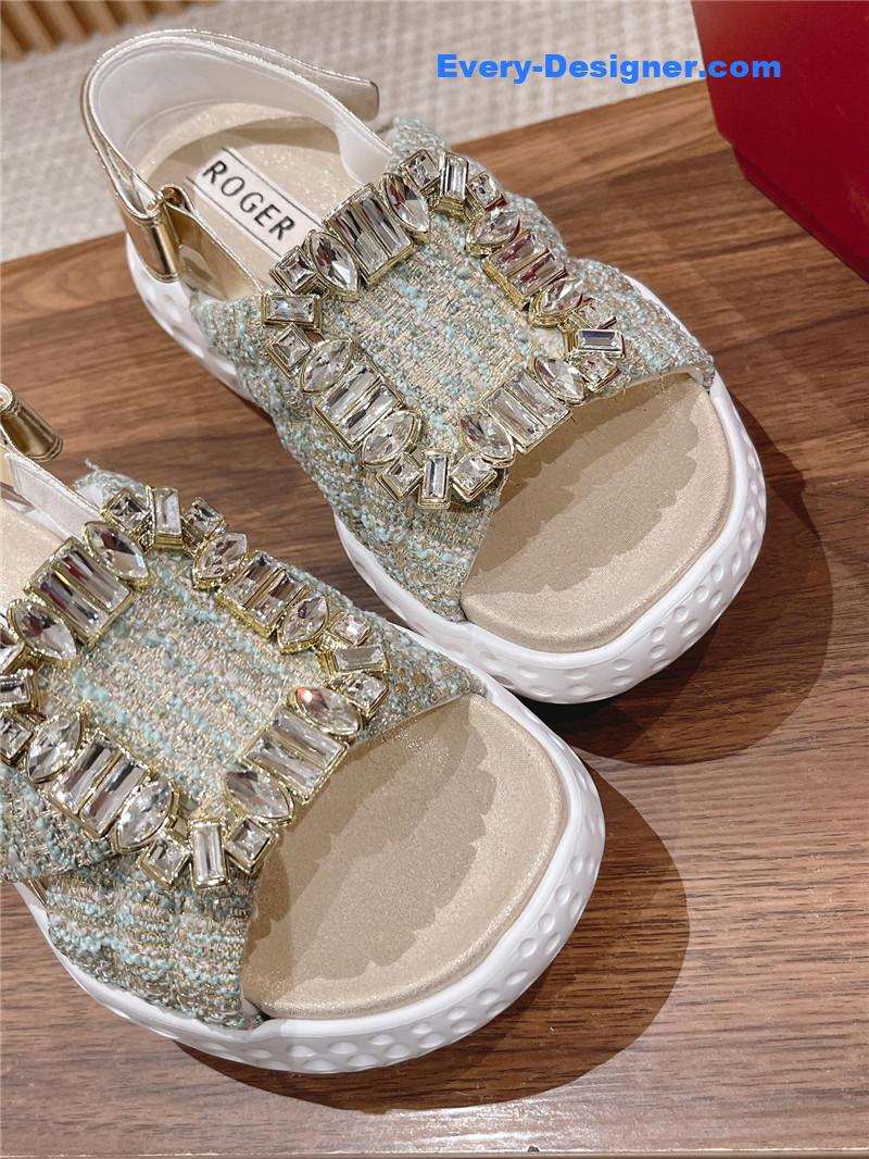 roger u1u1er d1am0nd buckle platform sandals