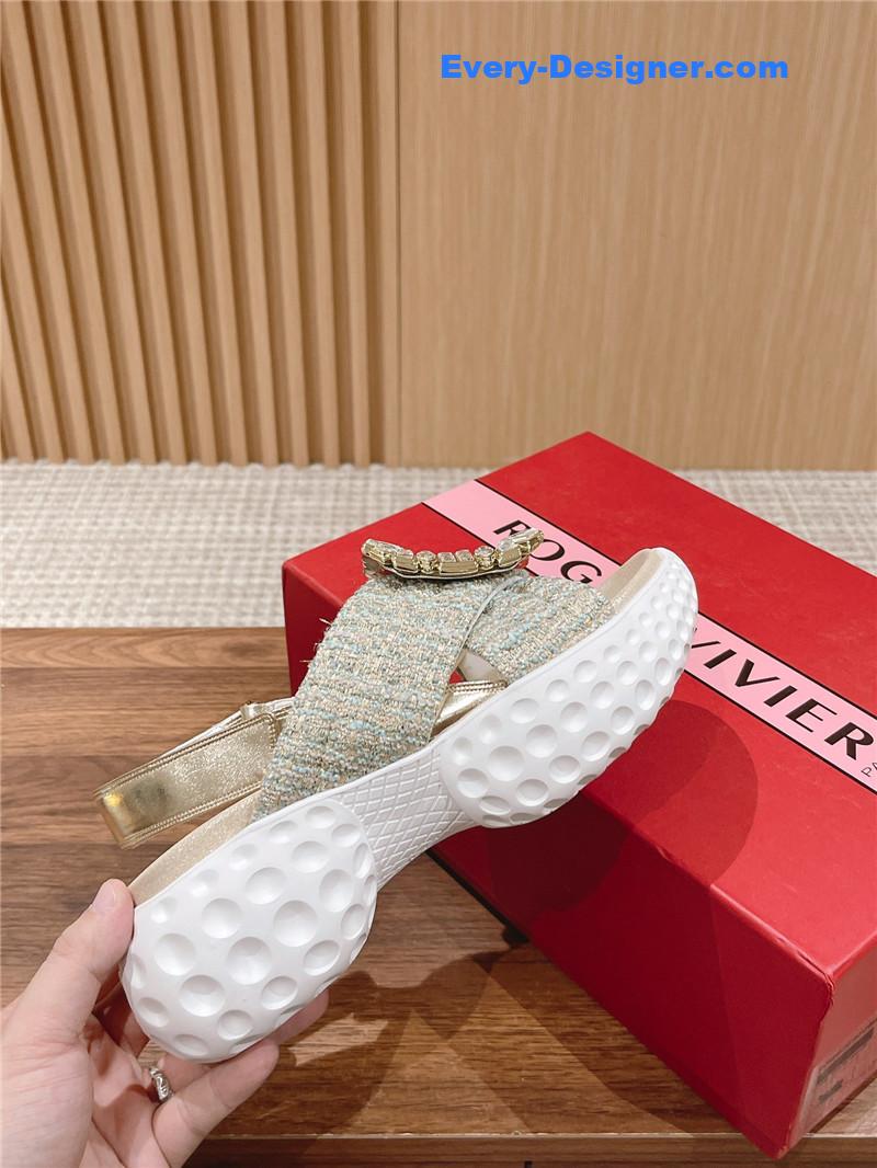 roger u1u1er d1am0nd buckle platform sandals