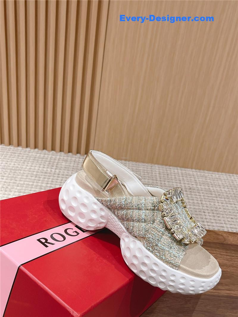 roger u1u1er d1am0nd buckle platform sandals