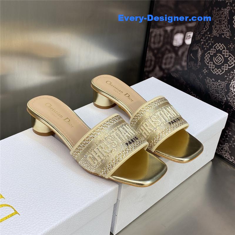 D10r new flip flops color matching women’s shoes