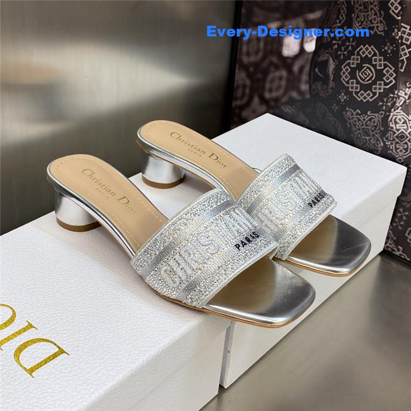 D10r new flip flops color matching women’s shoes