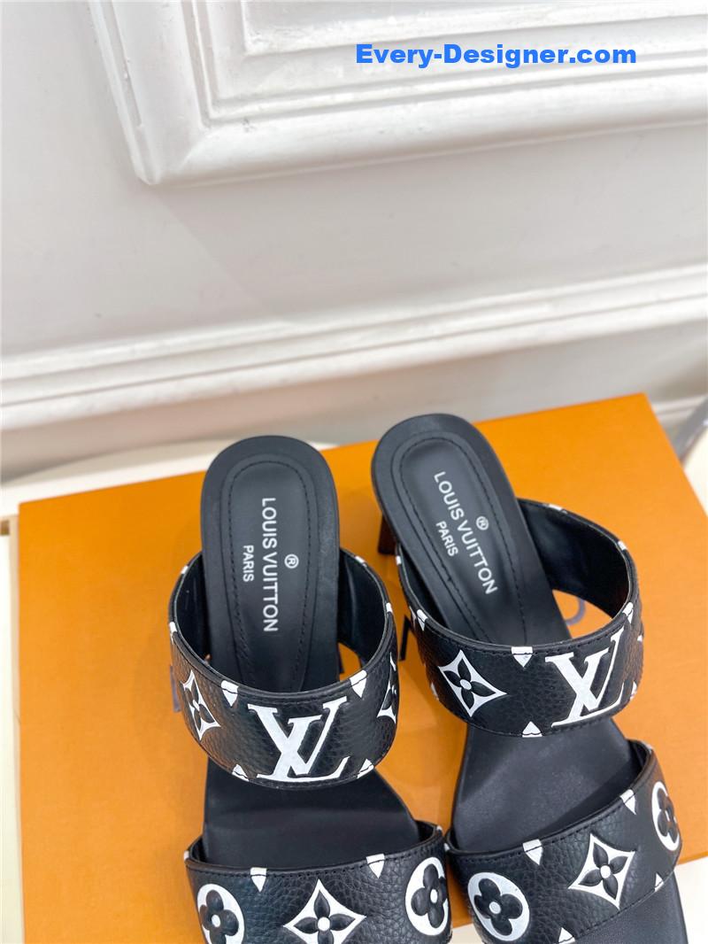 l0vis Vvtt0n lv plum blossom heel embossed sandals