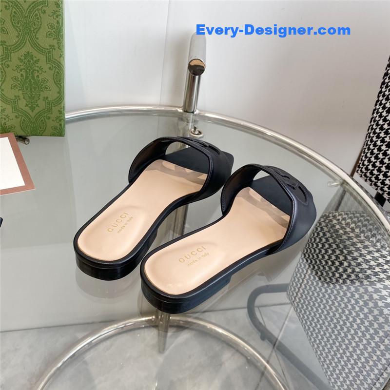 Gvc*1 interlocking gg cutout slides