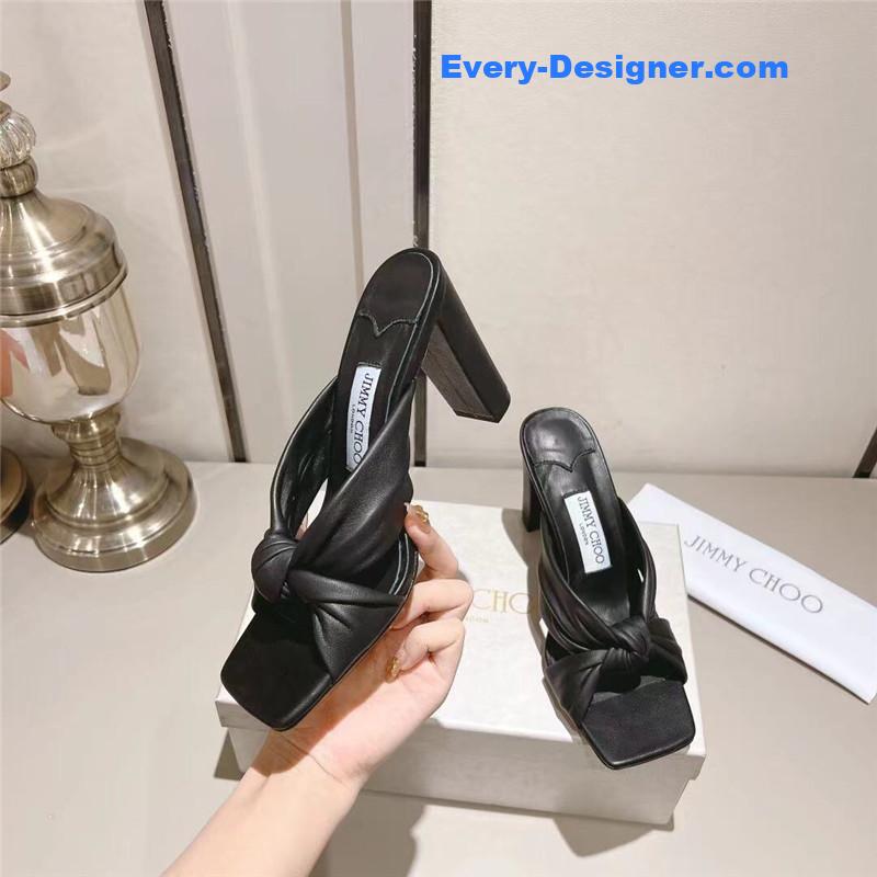 J1m*y Ch00 block heel square toe pumps